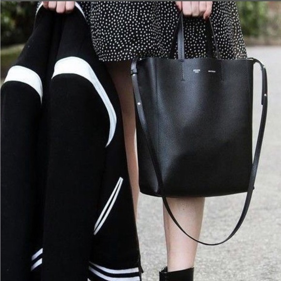 ❌SOLD❌Authentic Celine Cabas Vertical small tote with strap - Picture 4 of 16